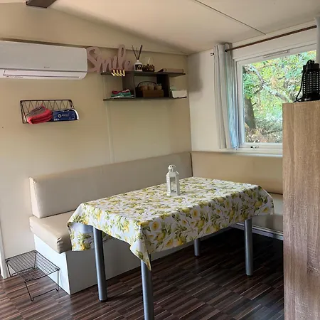 Mobil-home Proche Kemping *