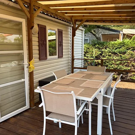 Mobil-home Proche Kemping *